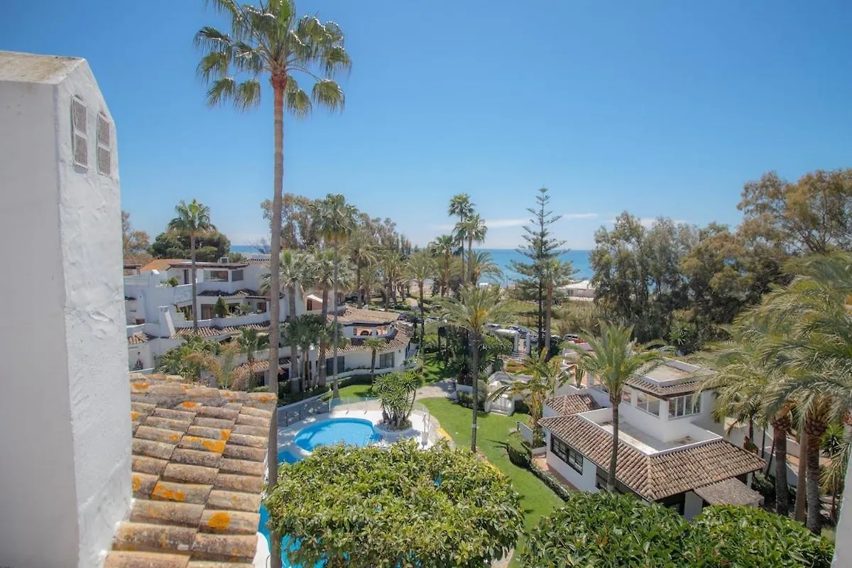 C63 - Sea View Peaceful Marbella Beach Apartment