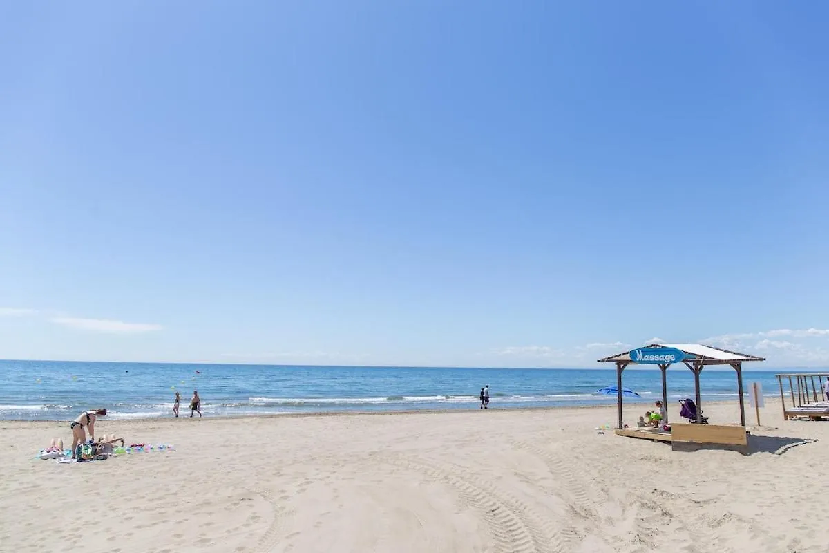 C63 - Sea View Peaceful Marbella Beach Apartment