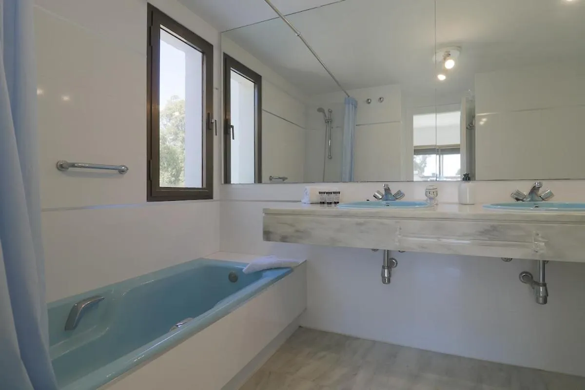 C63 - Sea View Peaceful Marbella Beach Apartment