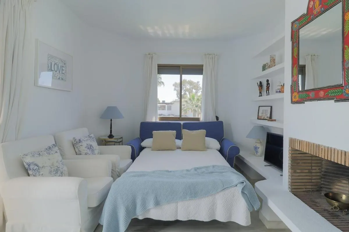 C63 - Sea View Peaceful Marbella Beach Apartment