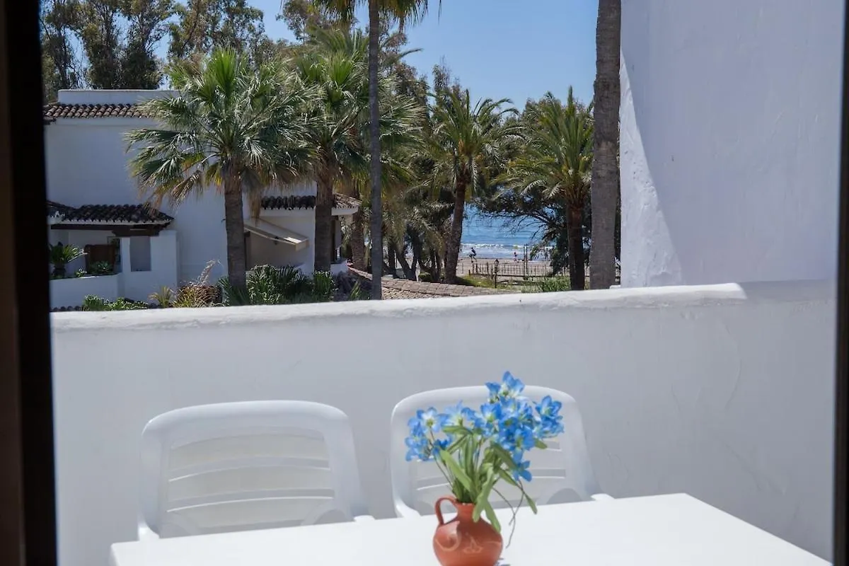 C63 - Sea View Peaceful Marbella Beach Apartment